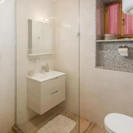 Apartment Stunning In With Wi-fi